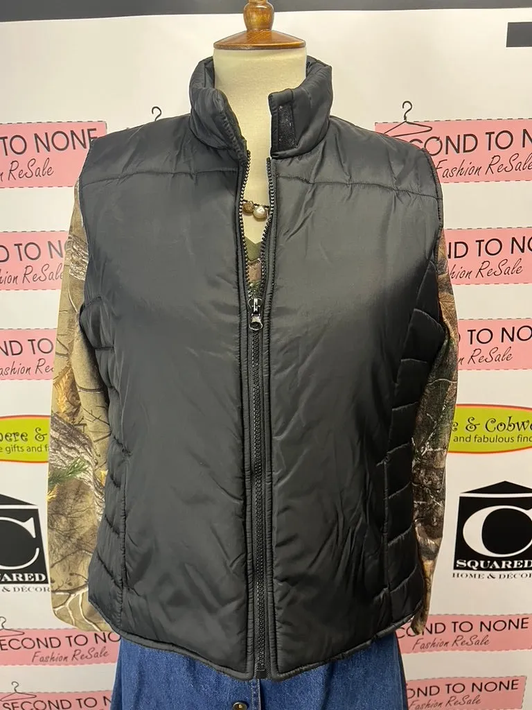 Just Basic Puffer Vest (Size L)