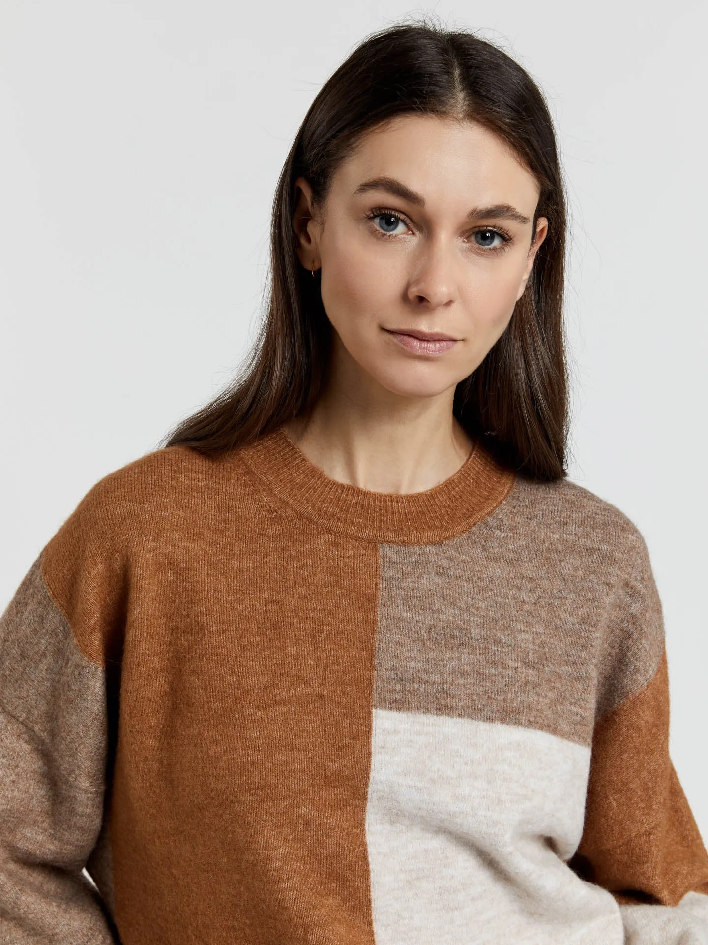 Panneling colours sweater