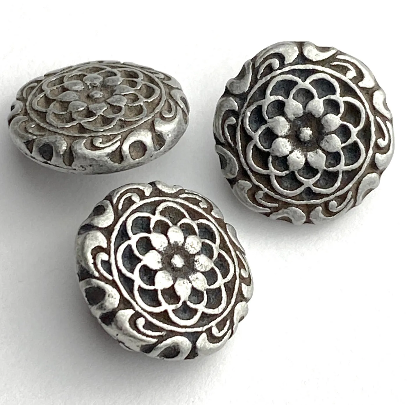 Pewter Flower Button, 11/16"   #SW-242