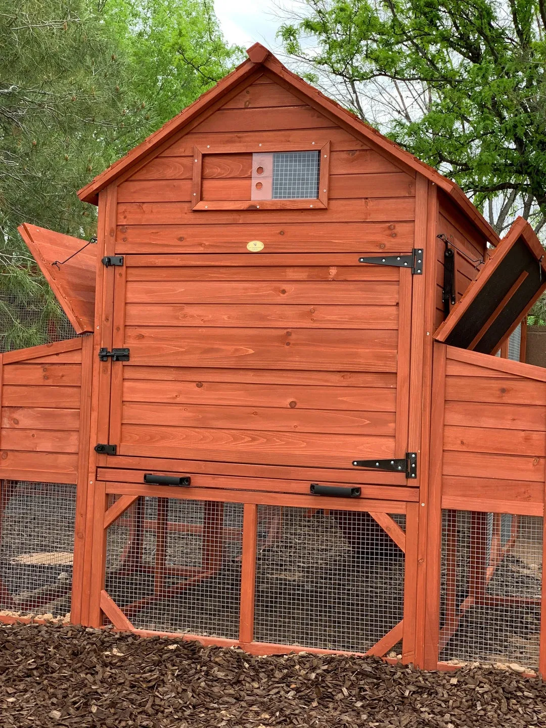 Rhode Island Homestead XL 10  Chickens Hen House Only. IN STOCK!!