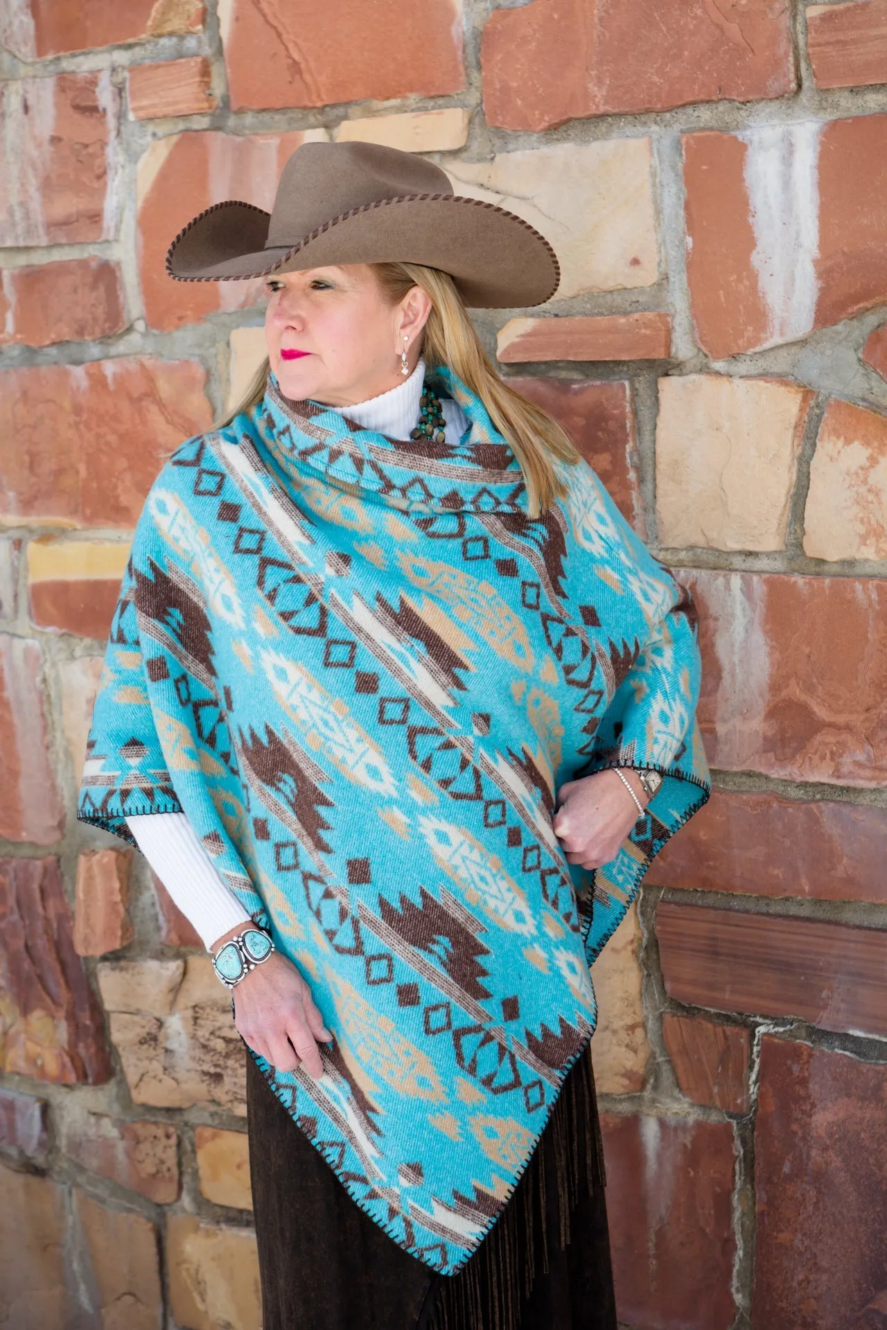 Rhonda Stark BC Poncho 208 FW23