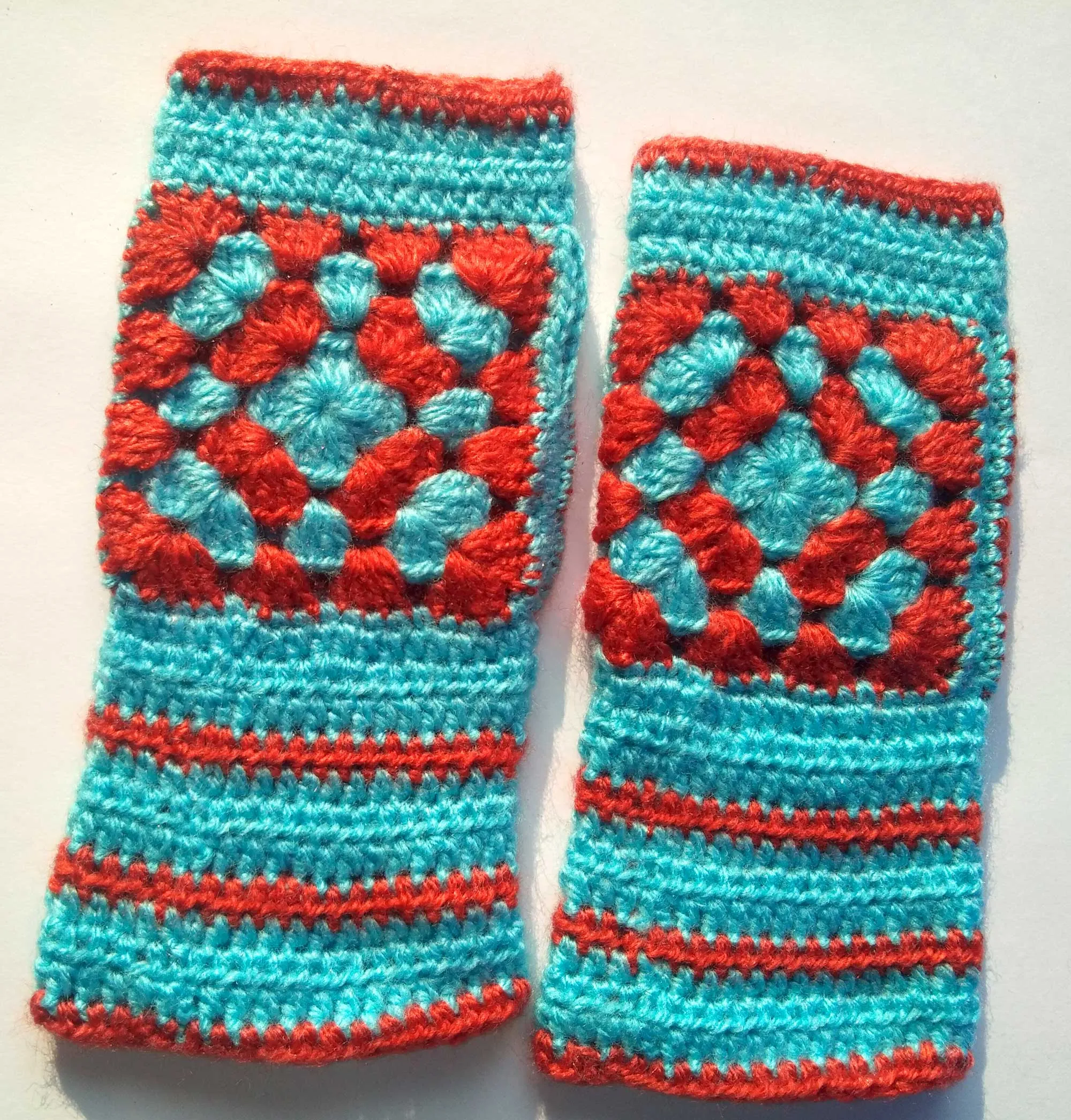 Unique and Beautiful Woollen Floral Design with Sky Blue And Red Handmade Fingerless Gloves