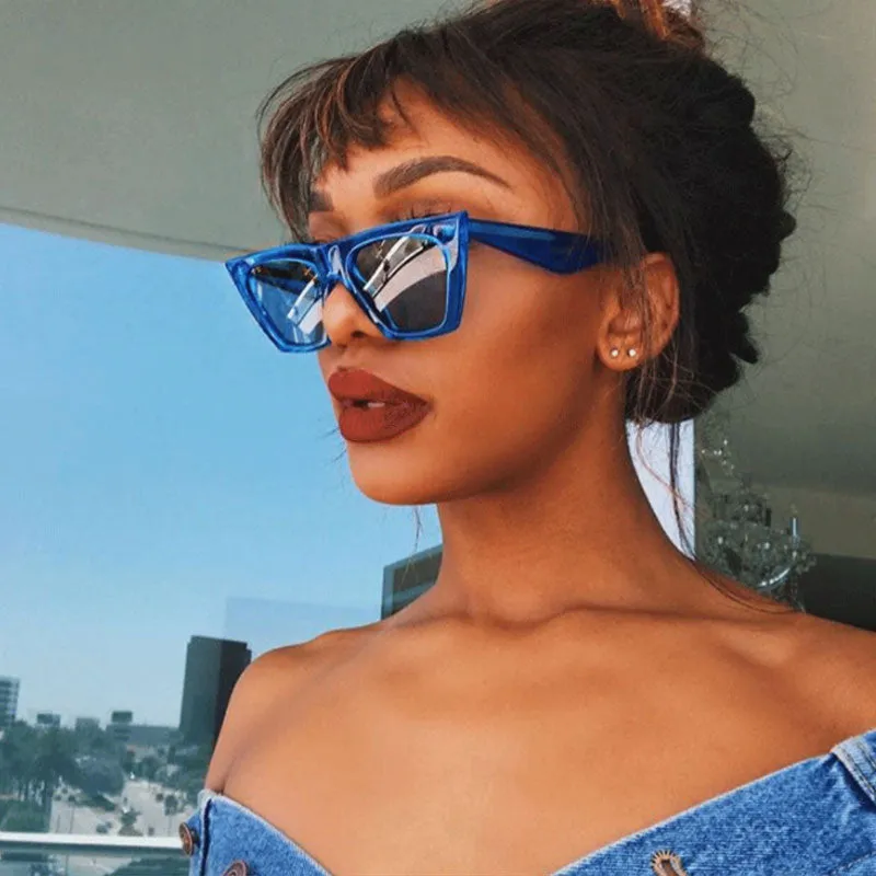 Vintage Clear Effect Oversized Frame Gradient Sunglasses - Blue